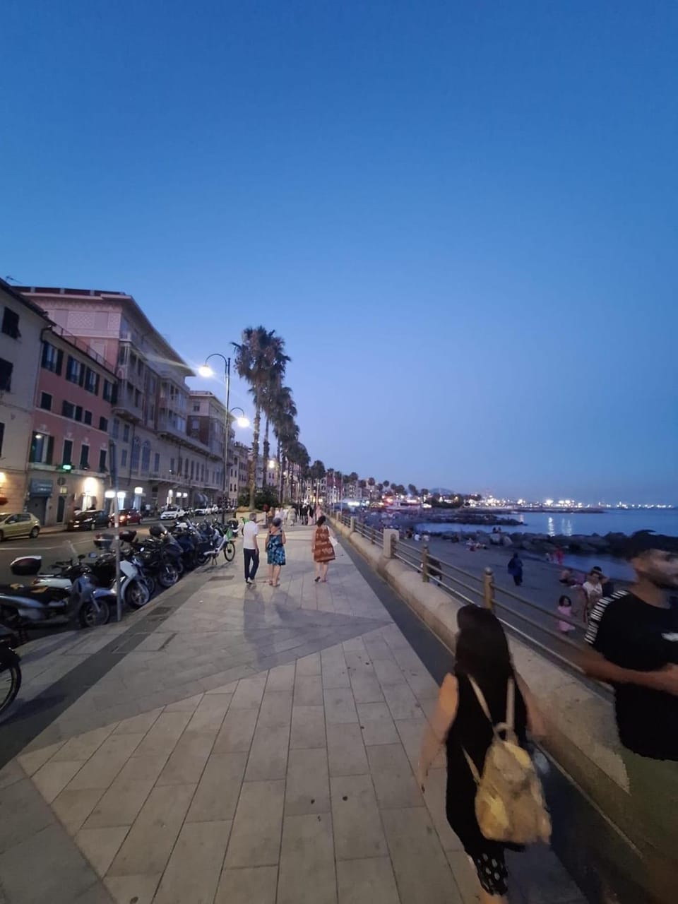 Appartamento La Dolcevita Genova sestri Ponente Aereoporto Airport Apartment in Genoa
