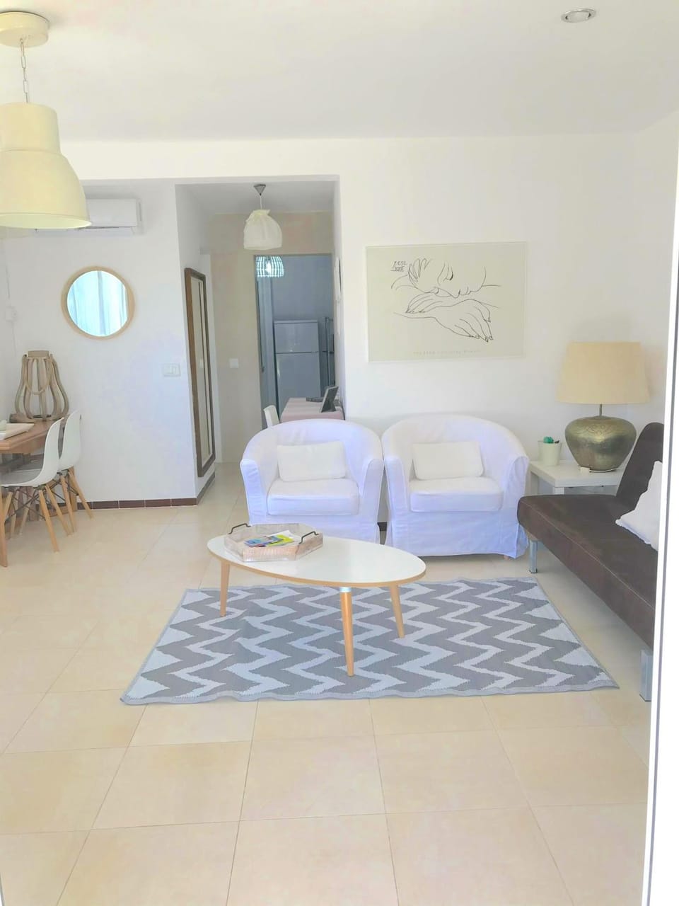 Living room, Seating area