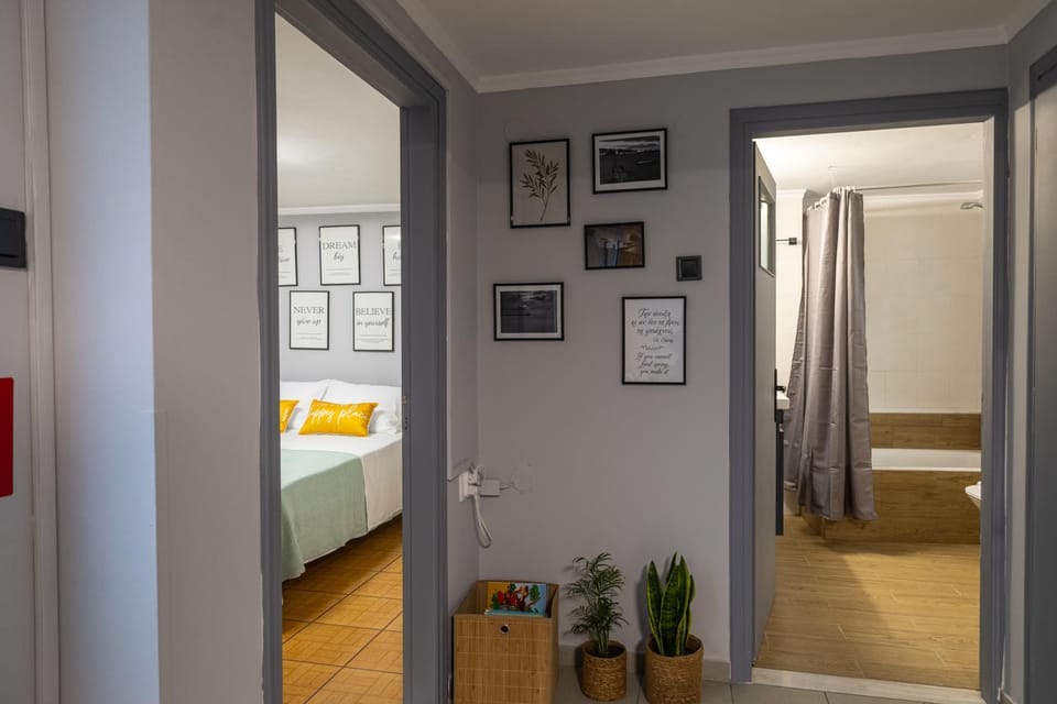 Hercules Urban Stay Mytilene - Castle & City Center Apartment in Decentralized Administration of the Aegean
