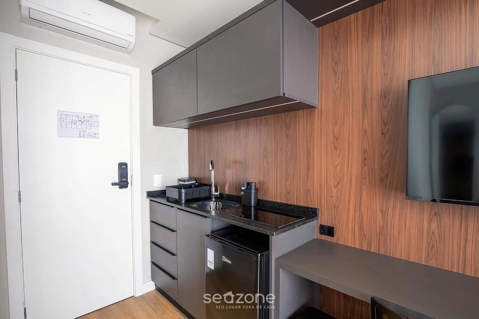 TV and multimedia, Kitchen or kitchenette, Seating area