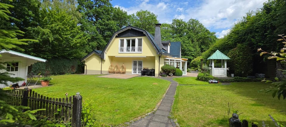 Property building, Garden view