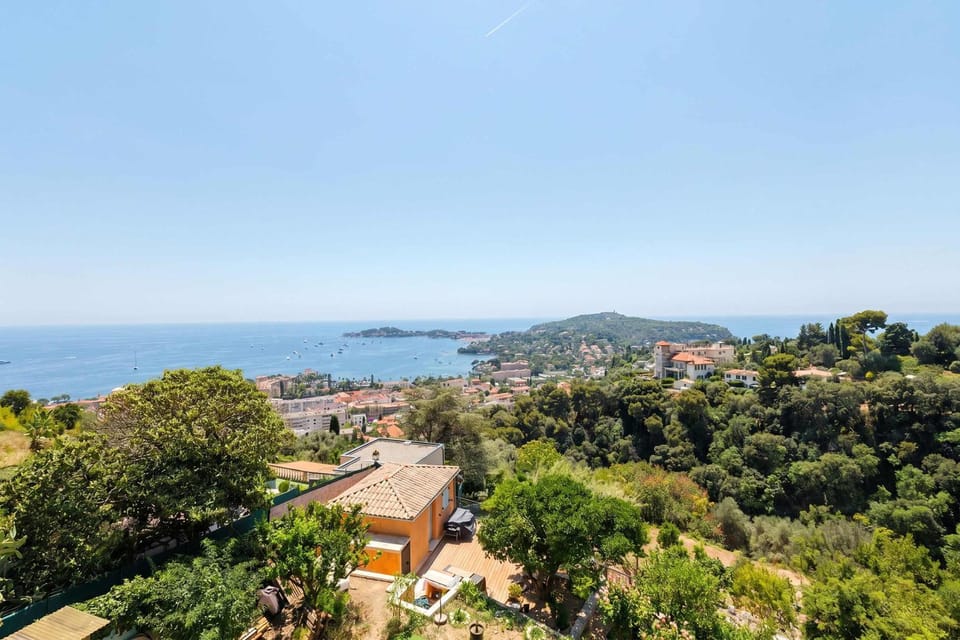 Cozy 1-bedroom apartment with stunning sea views Apartment in Villefranche-sur-Mer