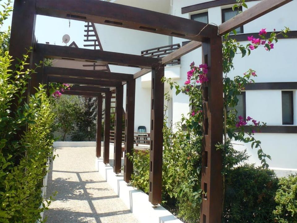 DALYANda HAVUZLU MUHTEŞEM DAİRE Apartment in Dalyan