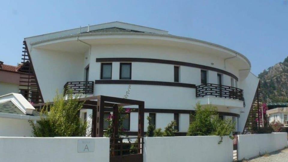 DALYANda HAVUZLU MUHTEŞEM DAİRE Apartment in Dalyan