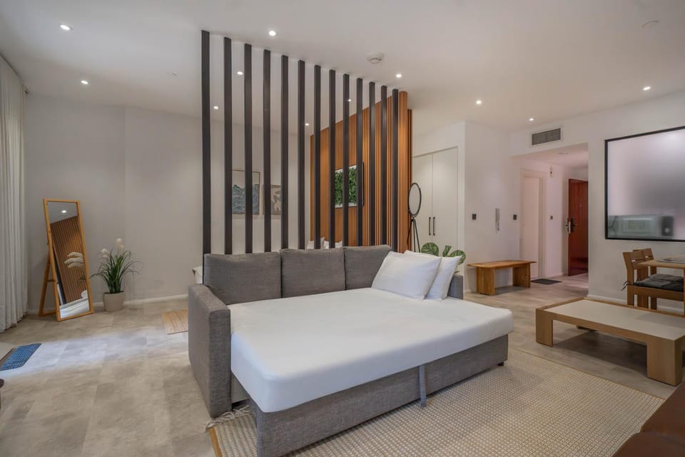 Bright Studio Murjan 2 Beach & Marina Walk Apartment in Dubai