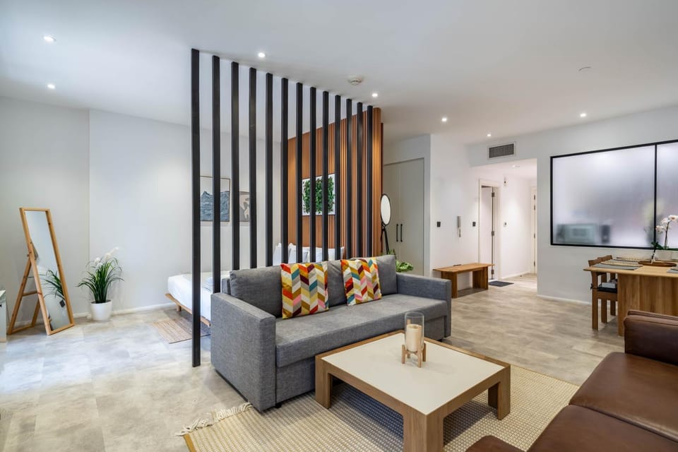 Bright Studio Murjan 2 Beach & Marina Walk Apartment in Dubai