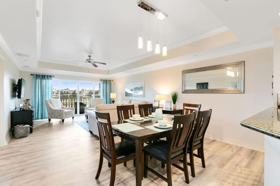 Fantastic Reunion Getaway only 6 miles from Disney House in Osceola County