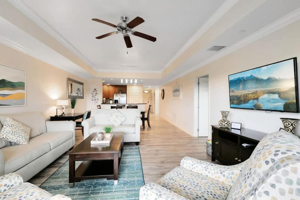 Fantastic Reunion Getaway only 6 miles from Disney House in Osceola County