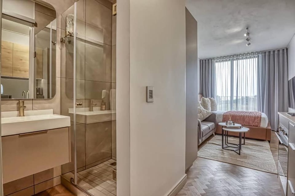 452 One Rosebank Apartment hotel in Johannesburg