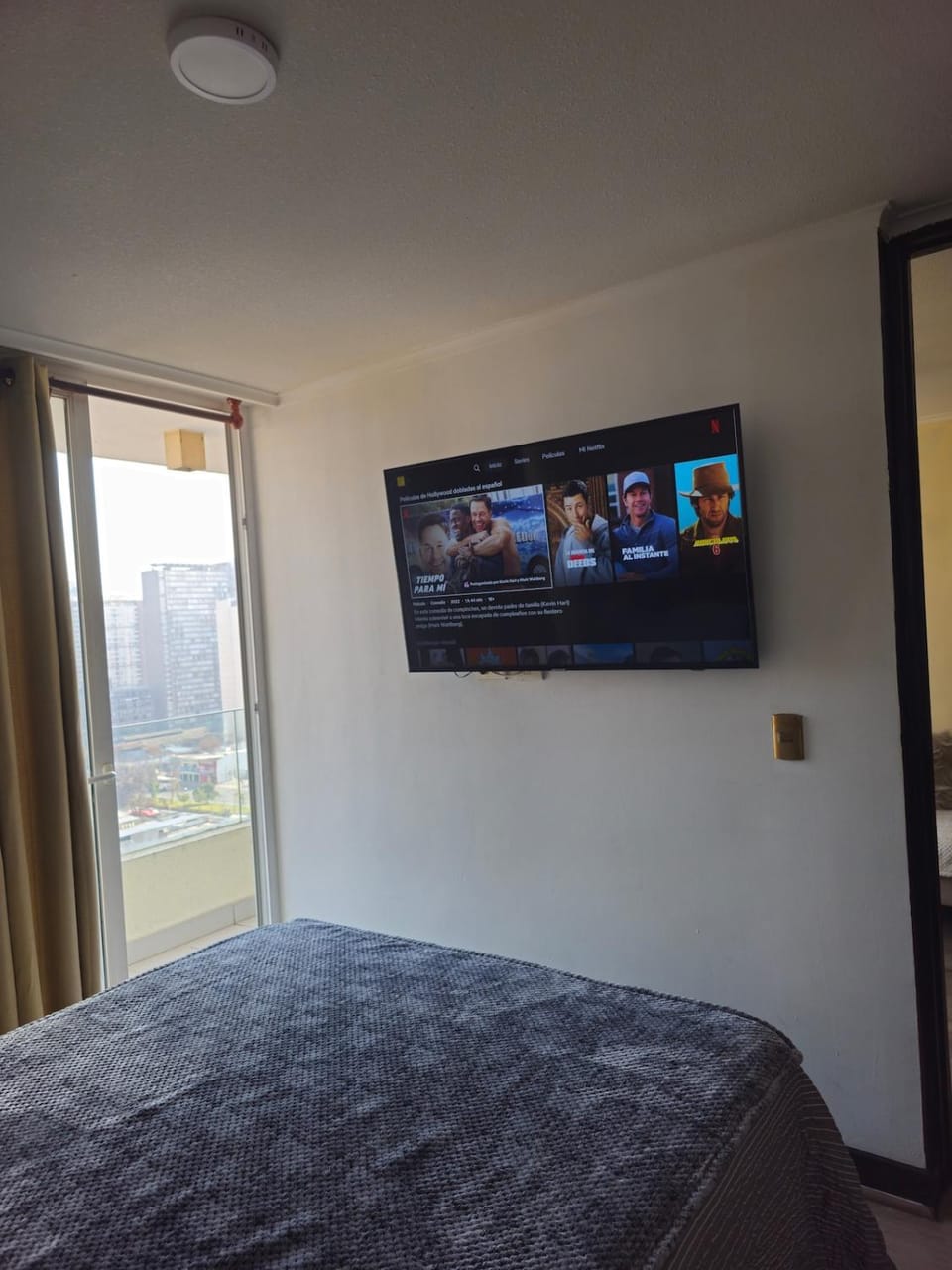 SAH CENTRAL SPOT APARTAMENTS CON PARKiNG INCLUIDO Apartment in Santiago