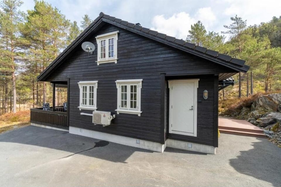 Mountain cabin in Bruvikdalen Cabin in Bergen