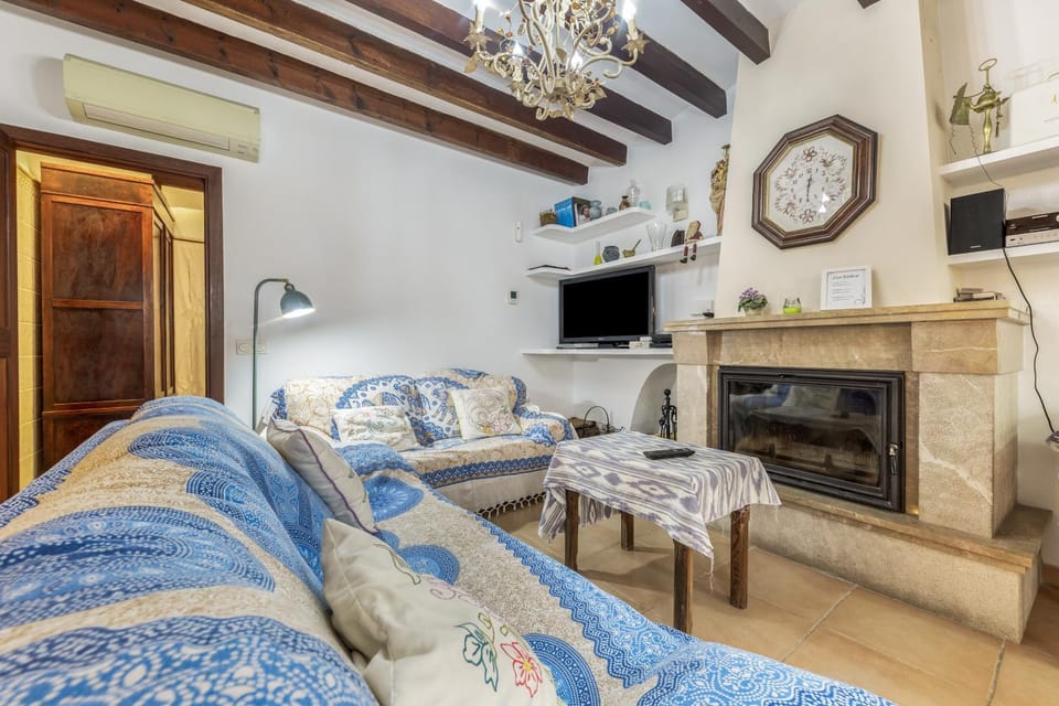 Can Vallori House in Pla de Mallorca