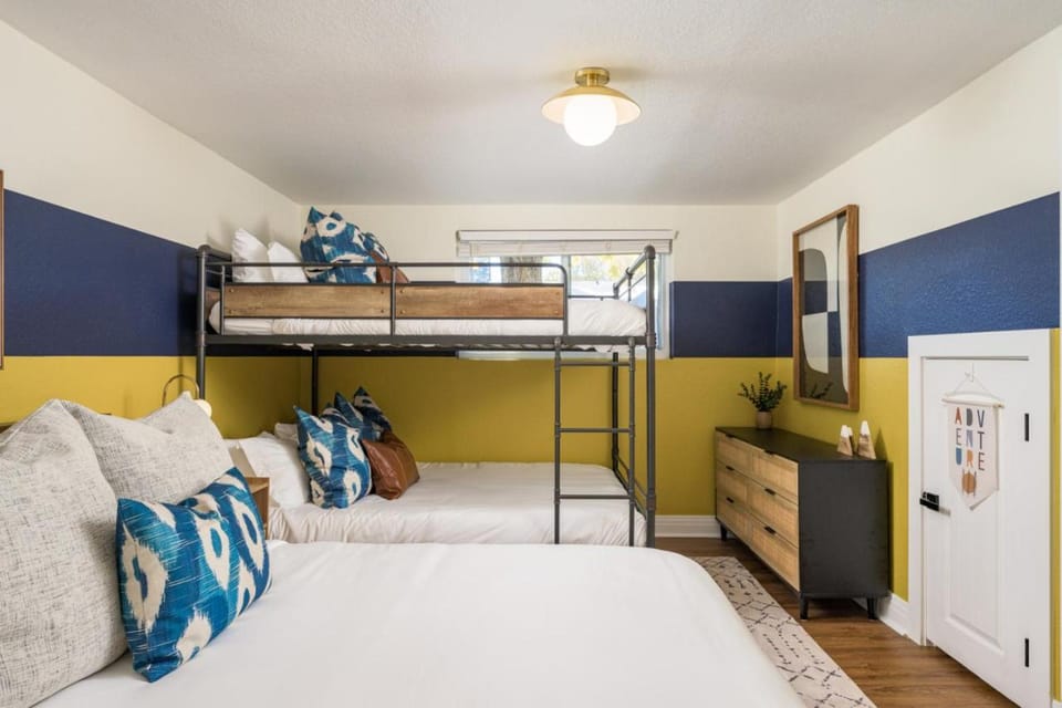 The Ultimate Hangout House House in Denver