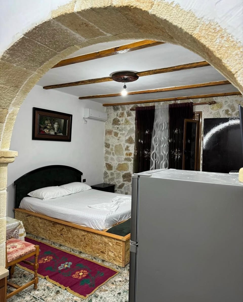 Stone House Country House in Vlorë