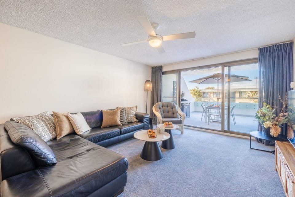 The Dunes 5, 38 Marine Dr - pool, tennis court, Wi-Fi Apartment in Fingal Bay