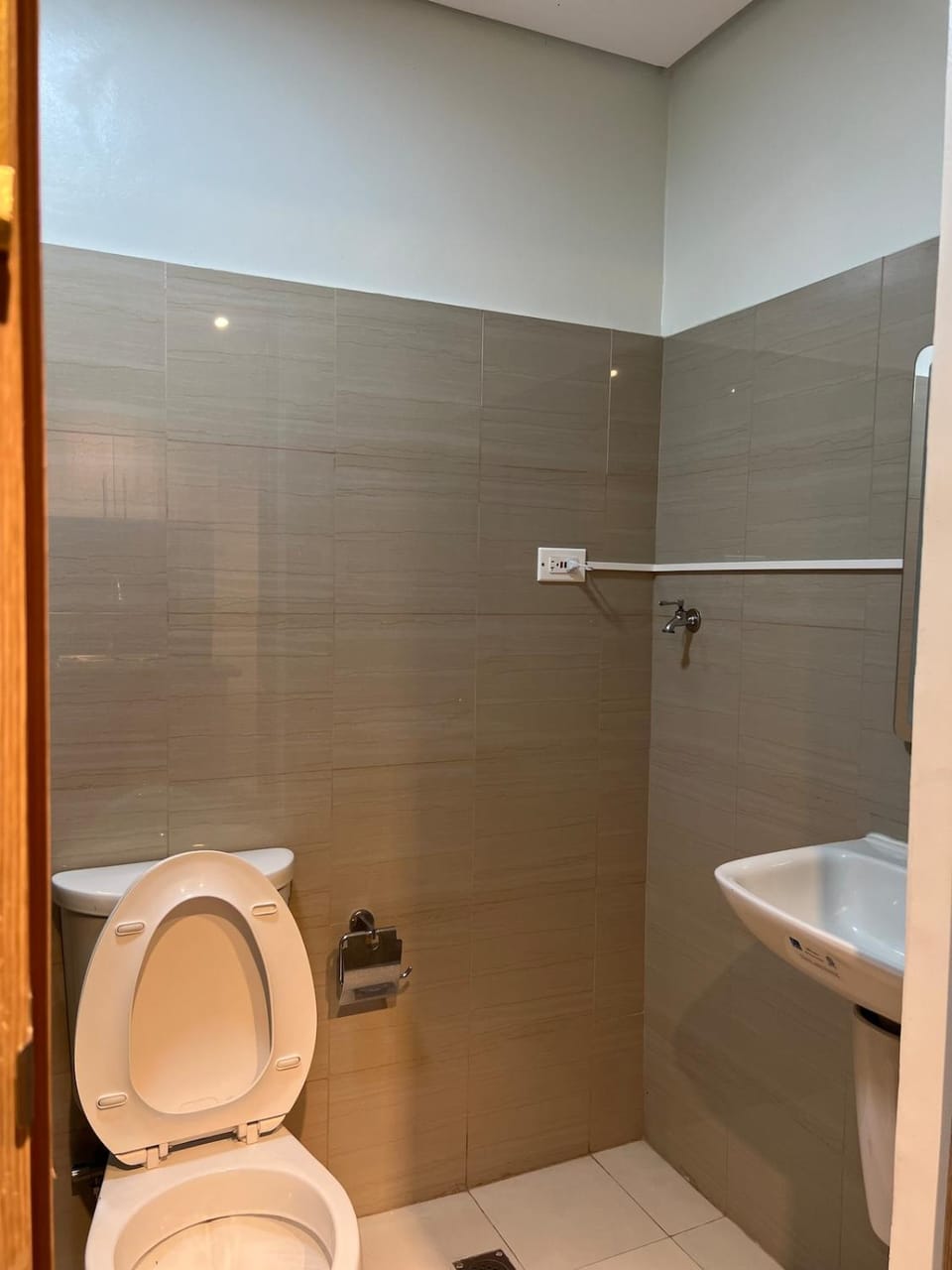 Gild 1br w Balcony near MOA Shore 2 w Netflix Apartment in Pasay