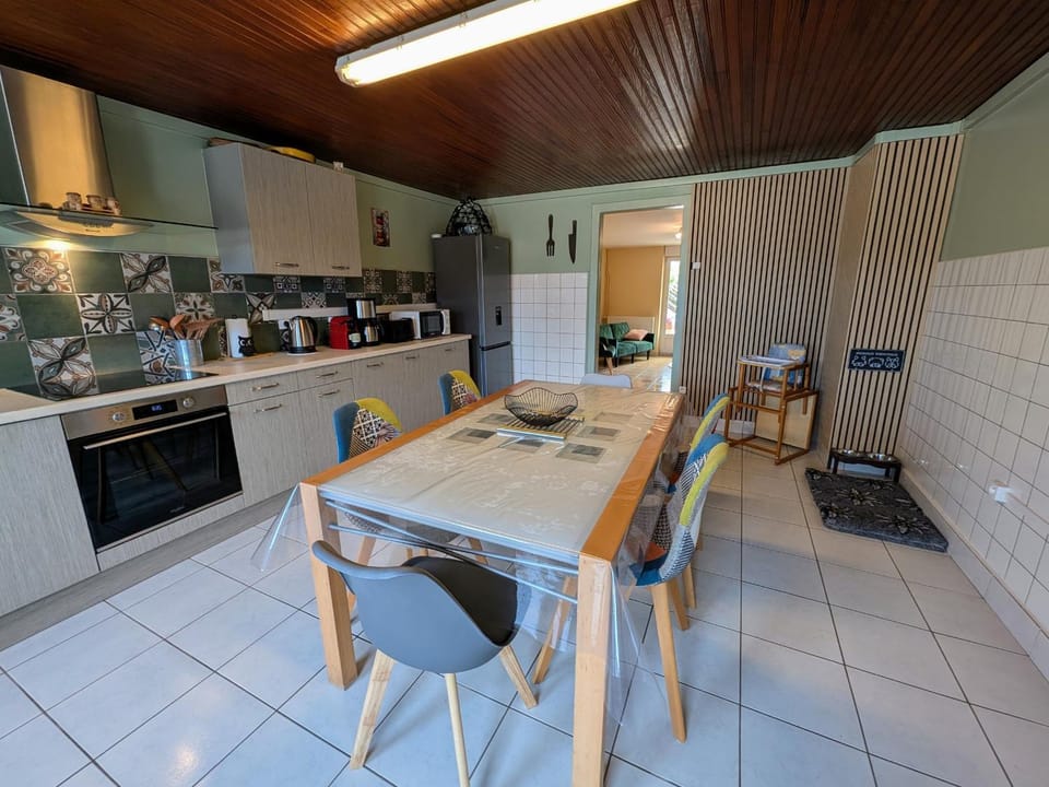Gîte champêtre, animaux OK, verdoyant - FR-1-583-521 House in Bourgogne-Franche-Comté