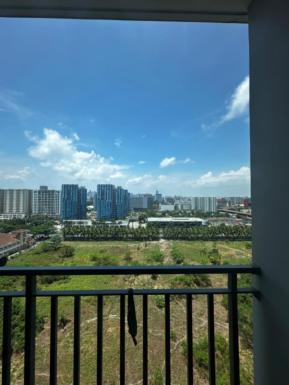 Shore 3 tower 2 Mall of Asia condominium Hotel in Pasay