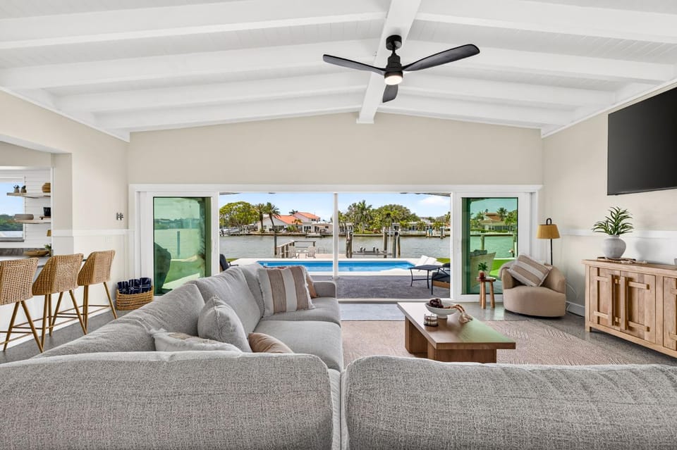 Hacienda by the Sea House in Indian Rocks Beach