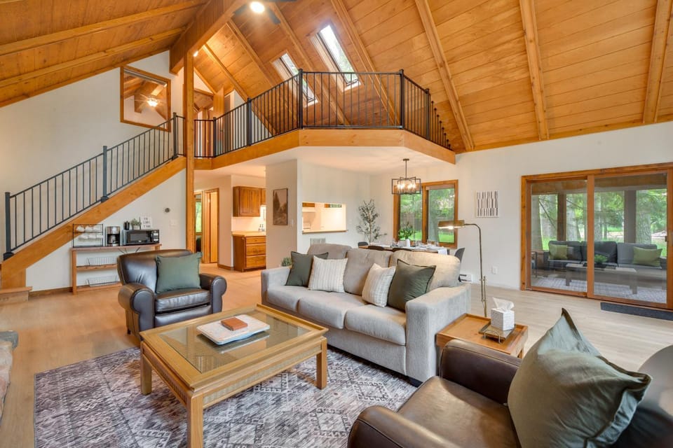 Private Beach on Shell Lake! Luxe Cabin Retreat Cabin in Shell Lake