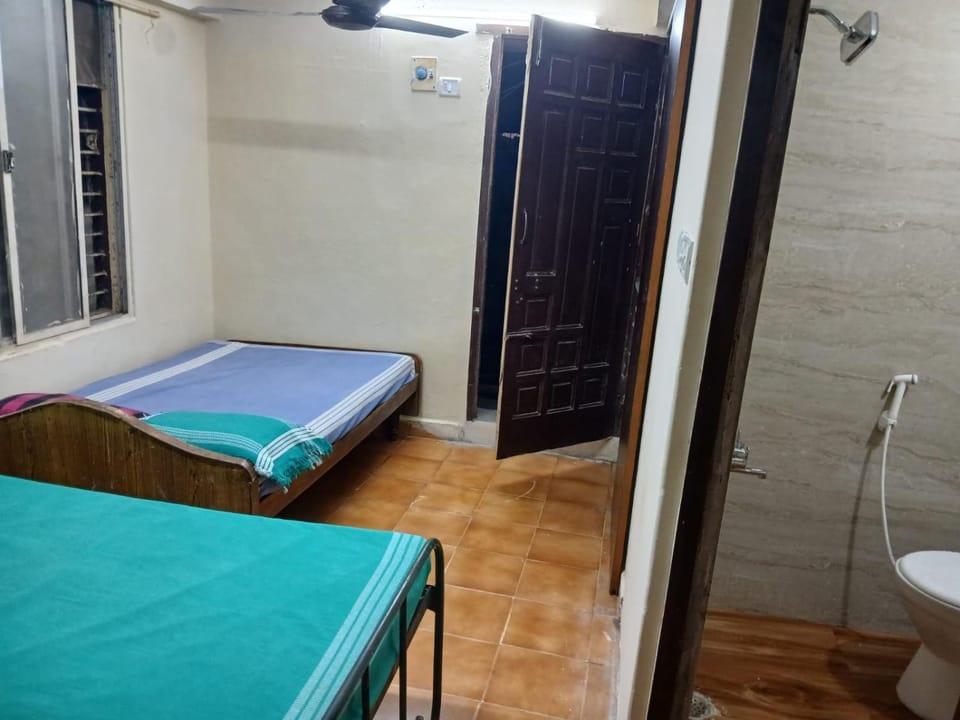 Xavier Guest House Bed and Breakfast in Chennai