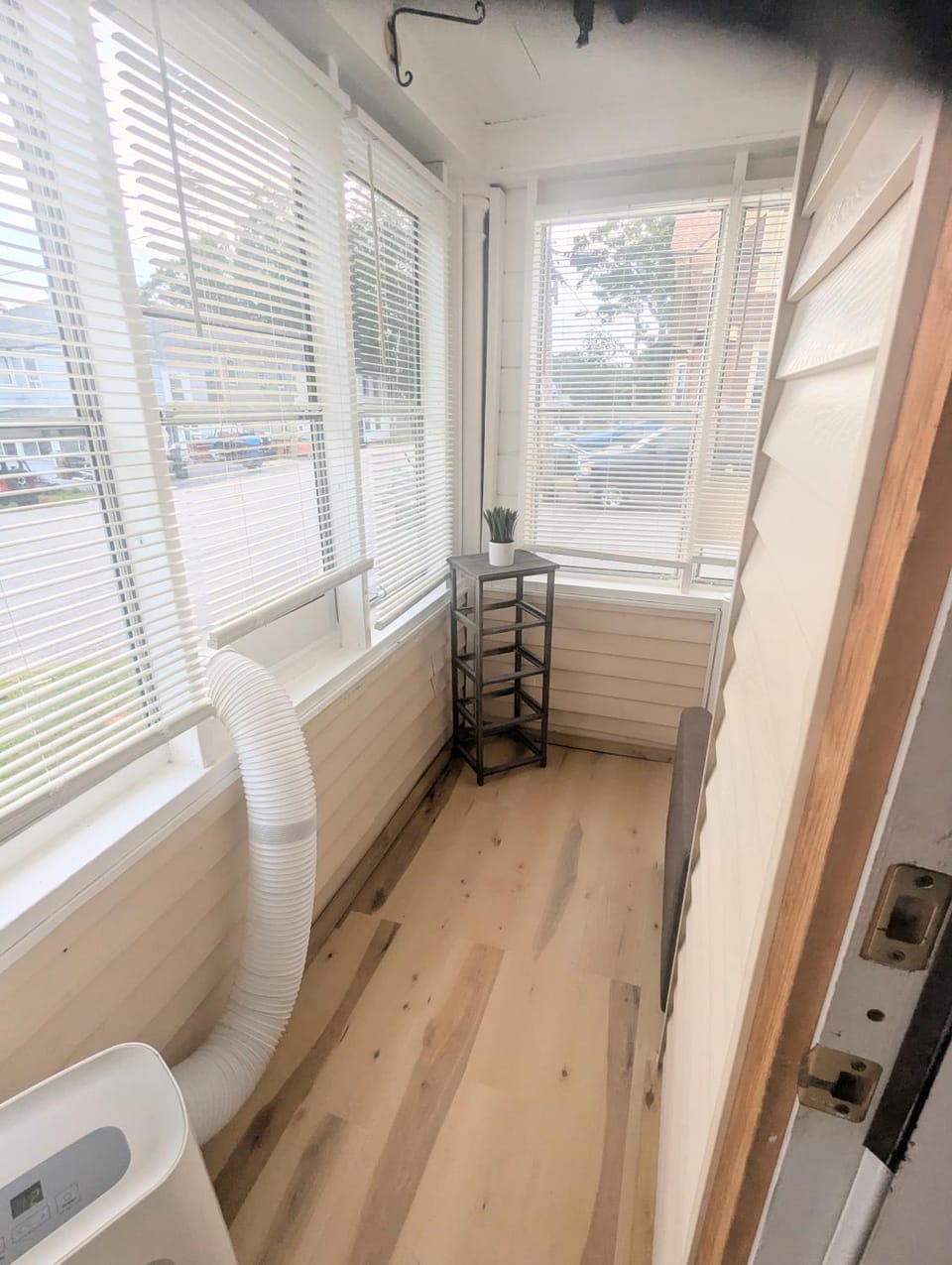1 BD pet friendly, 7 mins to 7 mile beach Apartment in Old Orchard Beach