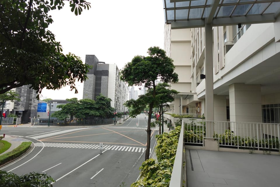 Neighbourhood, Street view