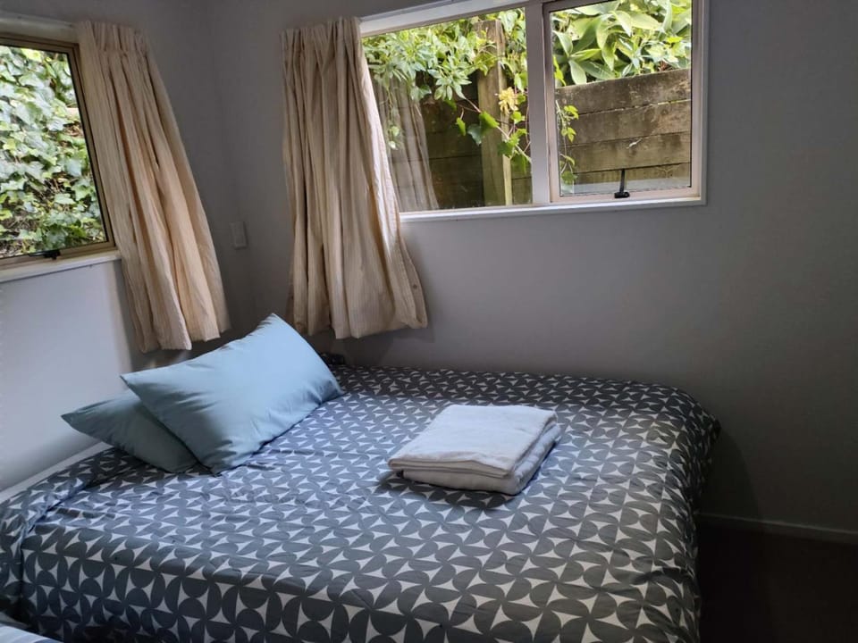 5 Bedroom House House in Auckland