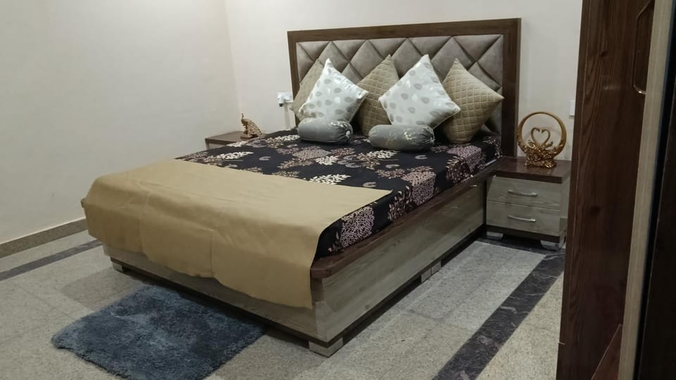 Cinematic 3BHK Retreat Apartment in Uttar Pradesh