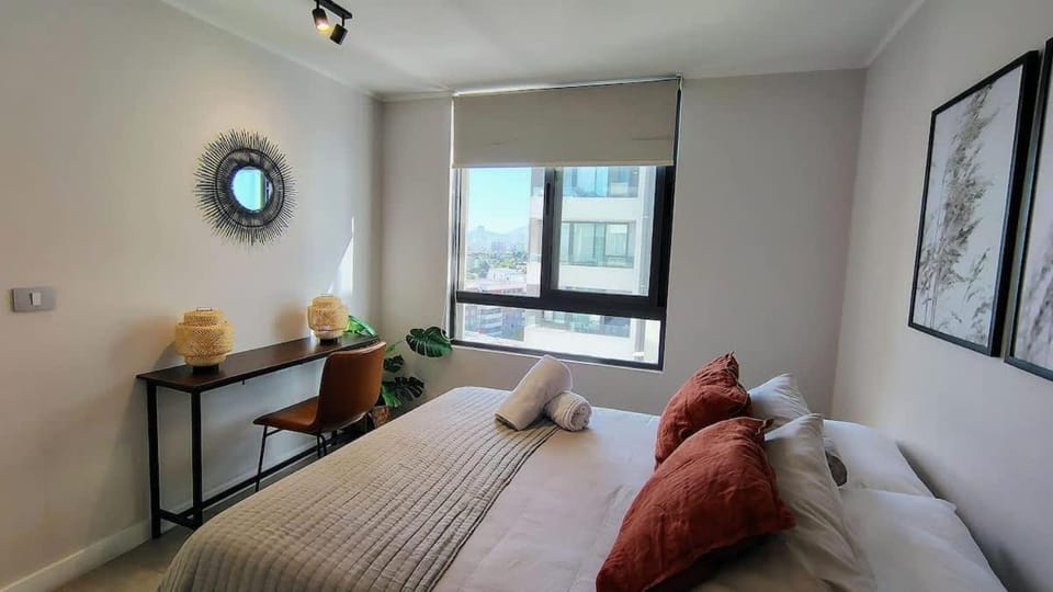 Austral-Home Luminous in front of Plaza Egana Apartment in Las Condes