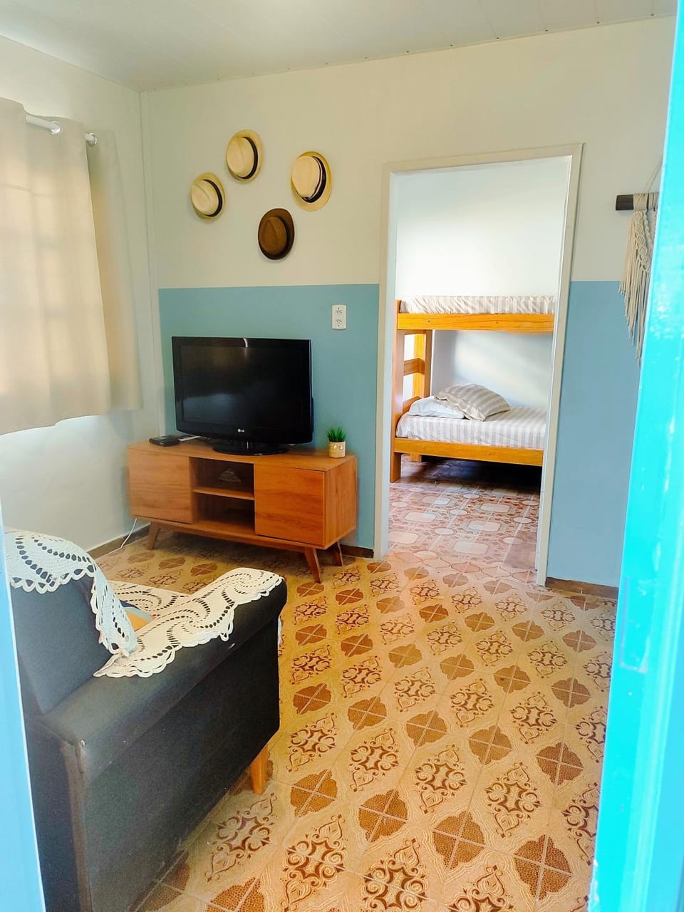 Communal lounge/ TV room, Living room