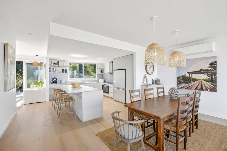 Stunning Roadknight House in Anglesea
