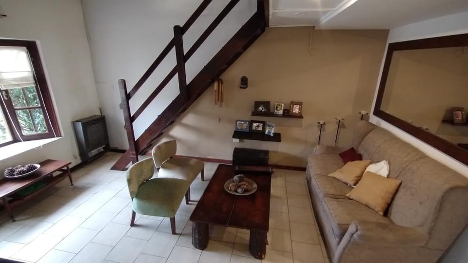 Seating area, internet