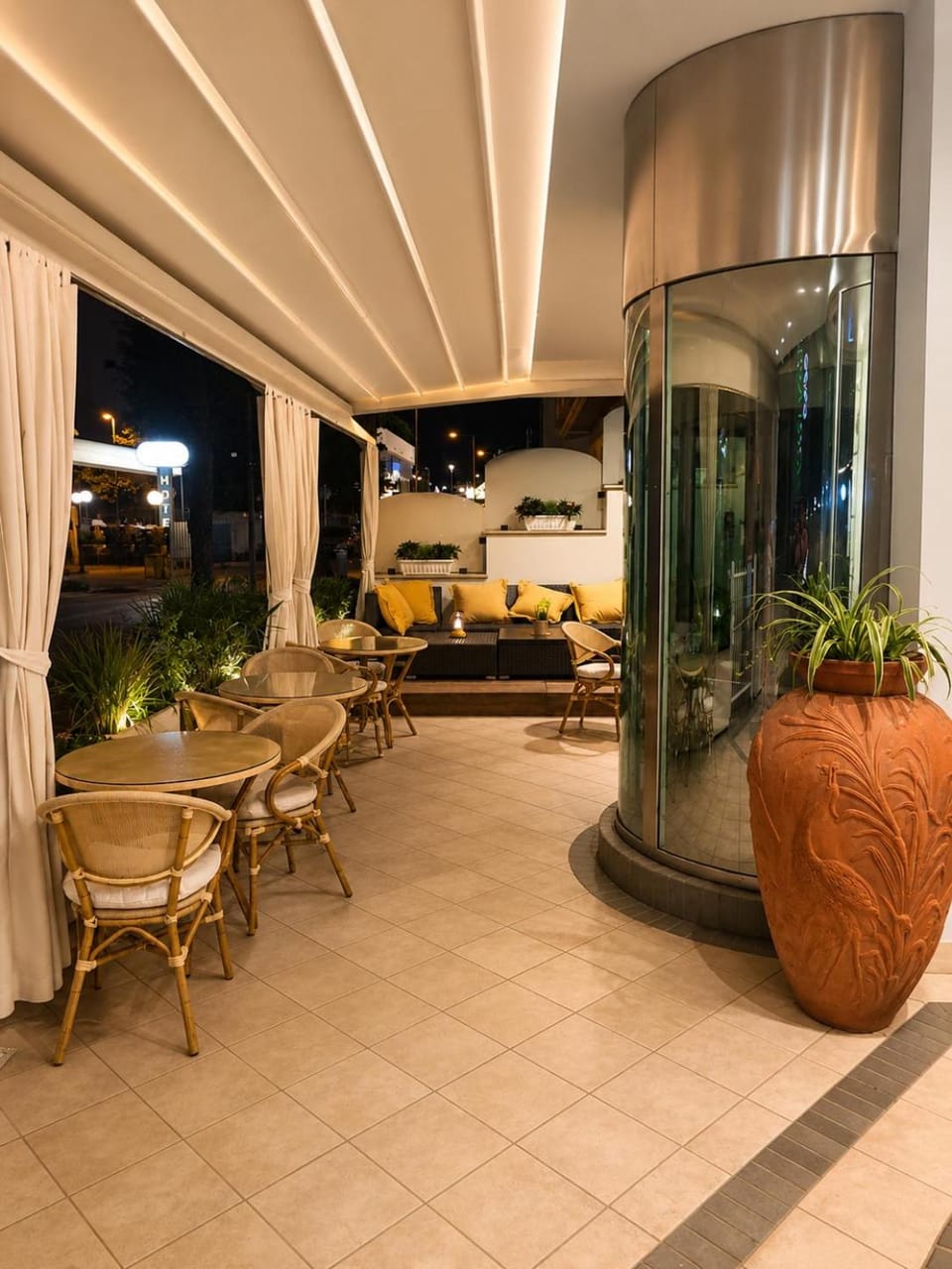Patio, Balcony/Terrace