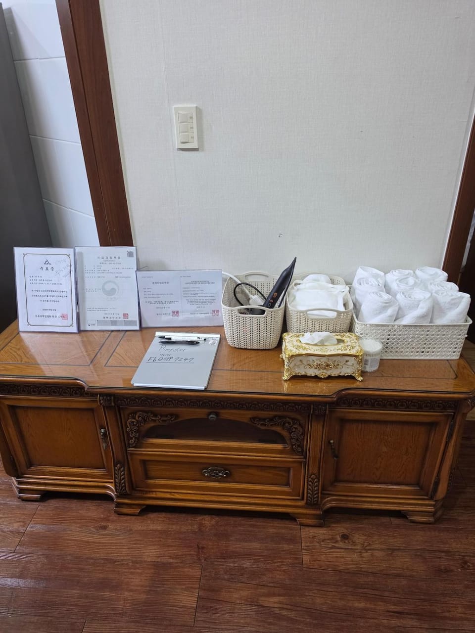 Spacious 2-Bedroom Home near Osan Air Base & Sinjang Shopping Mall Villa in Pyeongtaek-si