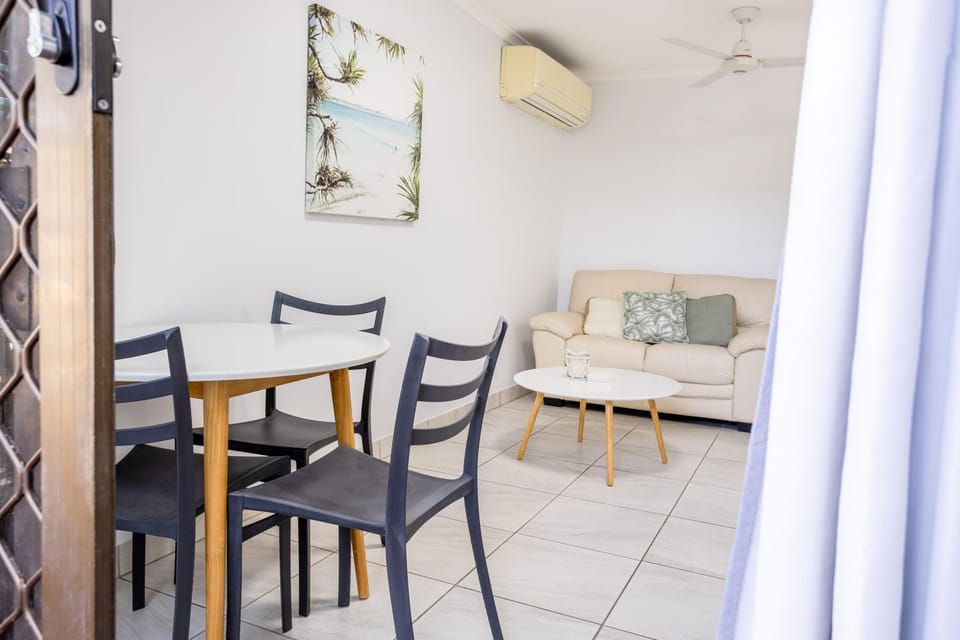Driftwood on the Beach - Ground Floor Unit 6 Apartment in Yeppoon