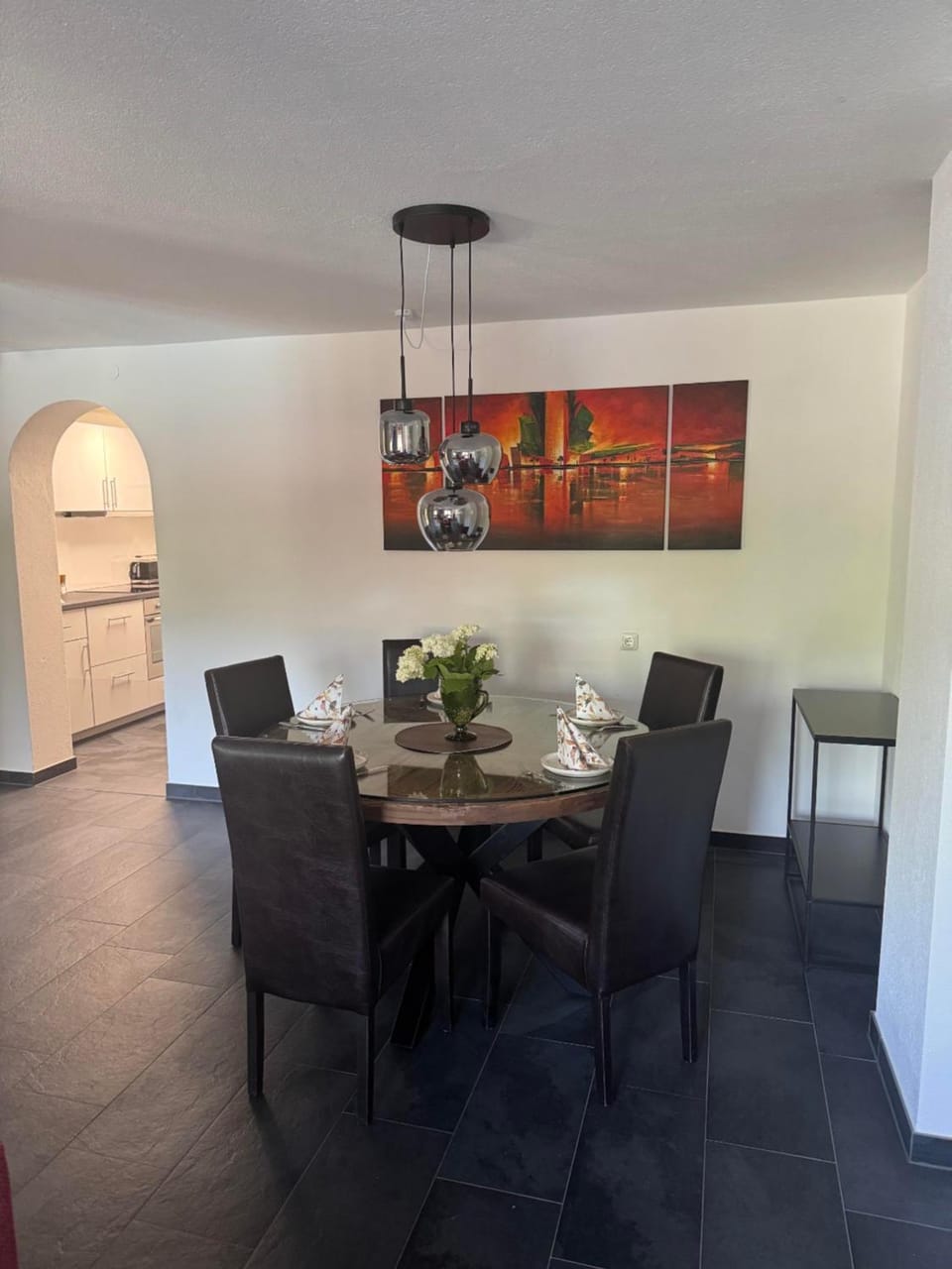 Seating area, Dining area