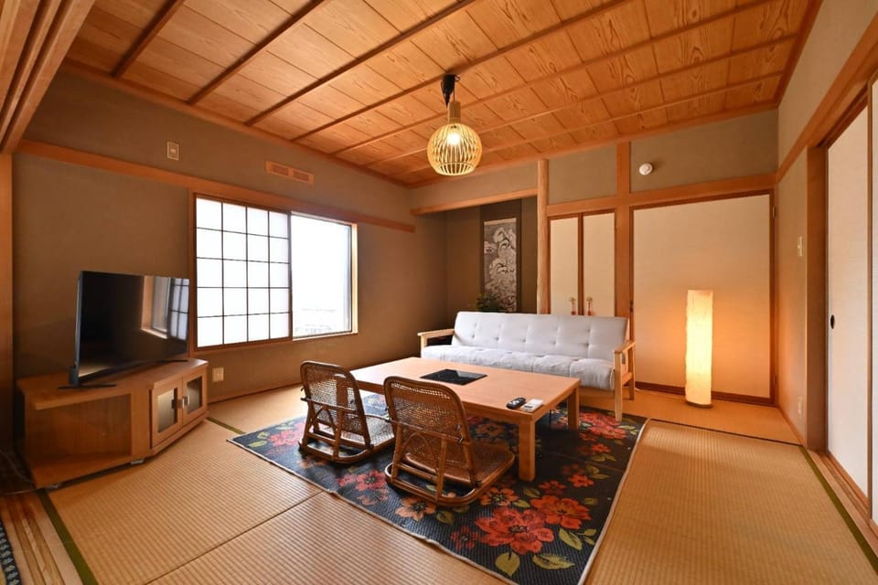 彩りの宿 香之家 -Kanoya- House in Japan