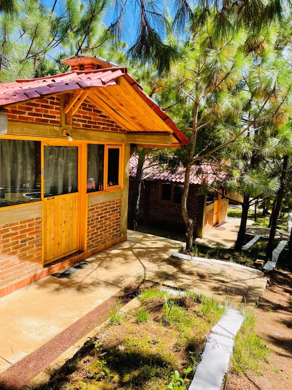 Cabañas Recor Campground/ 
RV Resort in Hidalgo, Mexico