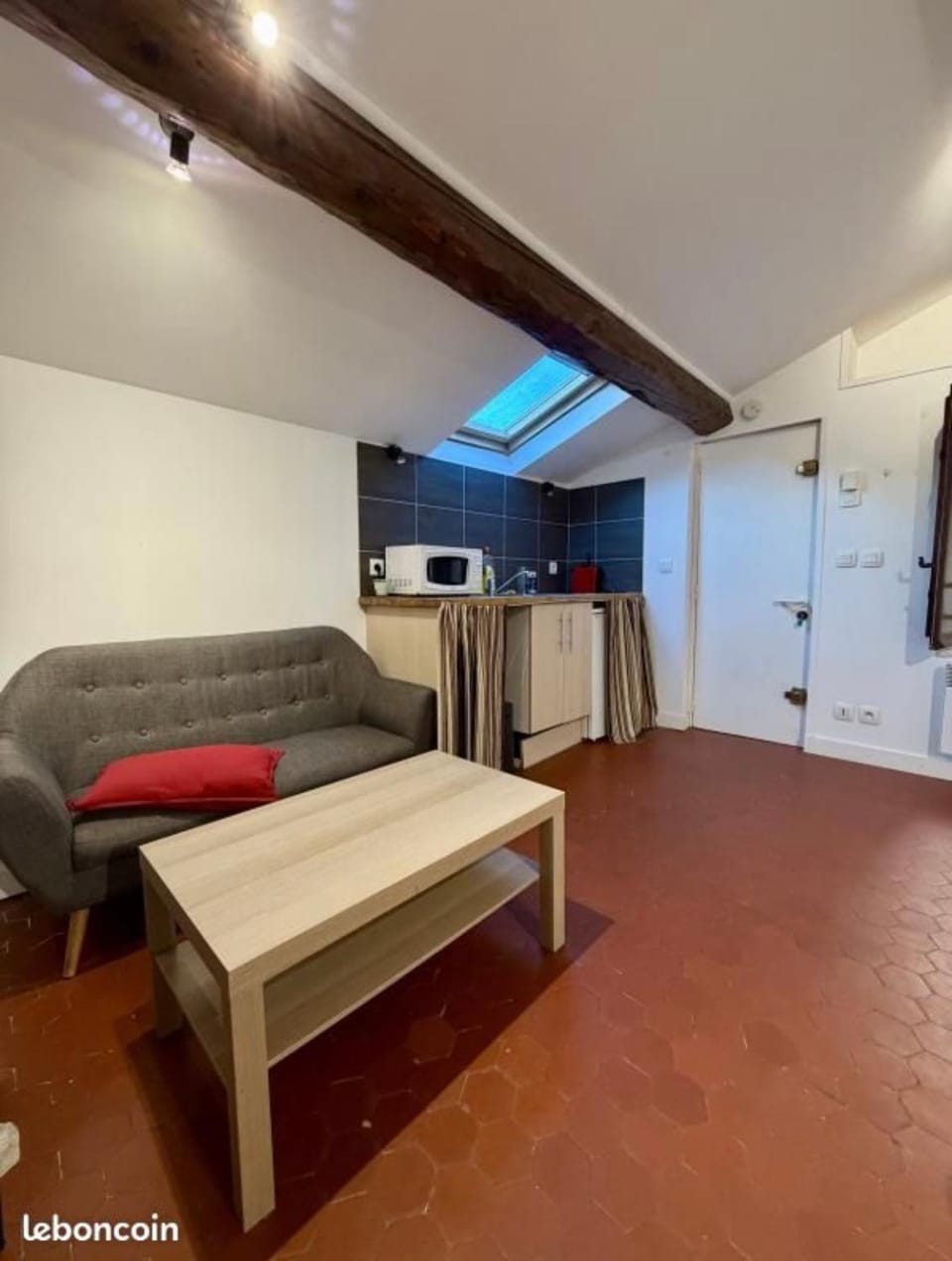 Charming studio Apartment in Marseille