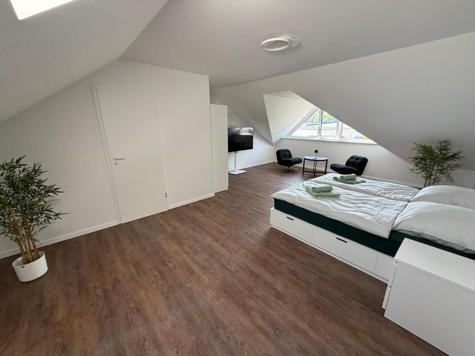 Premium Unterkunft für Monteure in Bremen 300m2 6xSchlafzimmer Apartment in Bremen