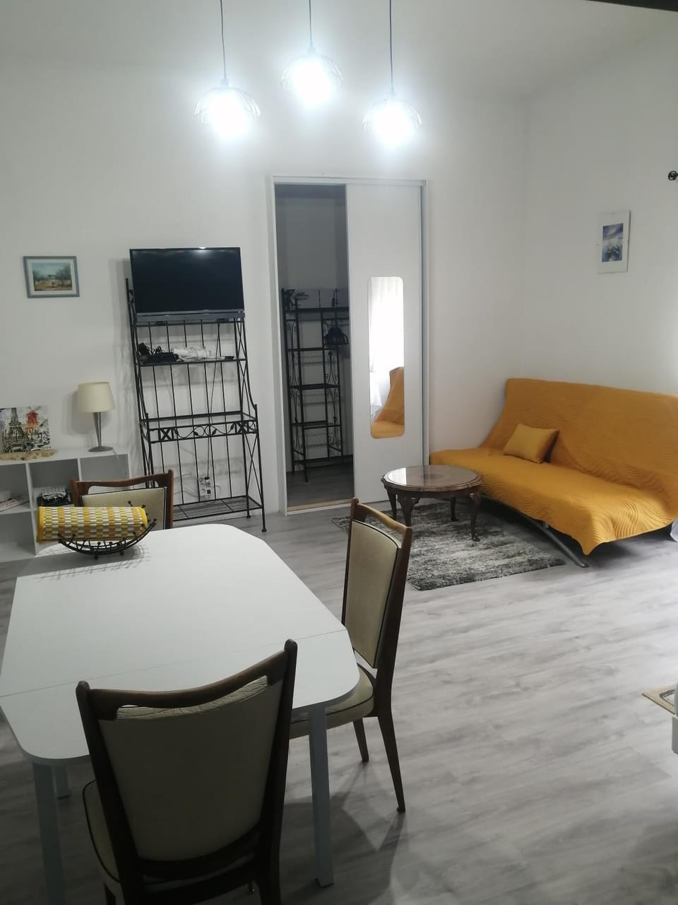 Gradina Bulgarana Apartment in Auvergne-Rhône-Alpes