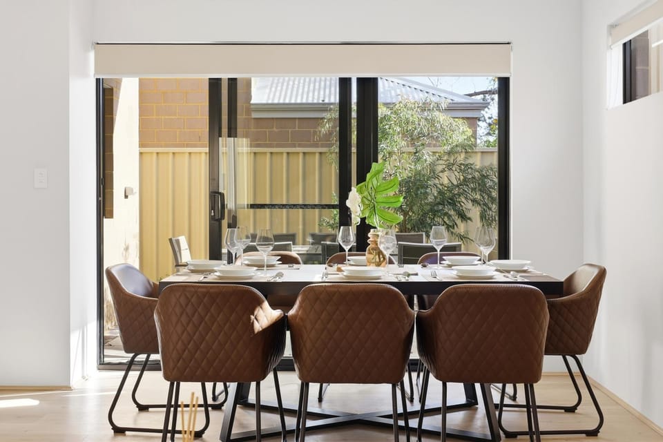 Decorative detail, Dining area