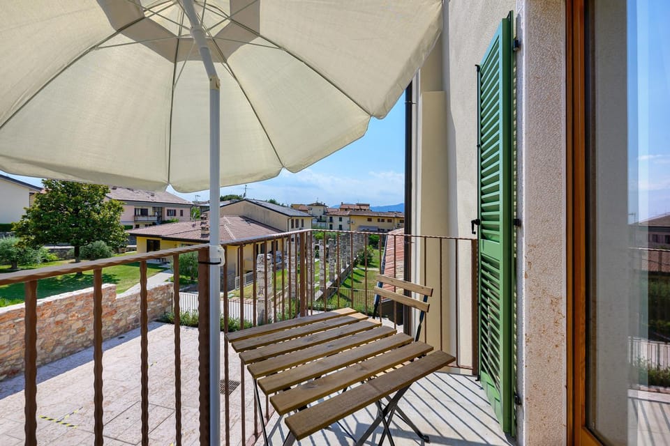 Al Casel - Appartamento Collina Apartment in Torri del Benaco