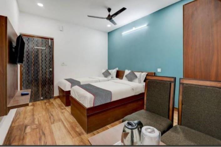 RLV green palace Hotel in Bengaluru