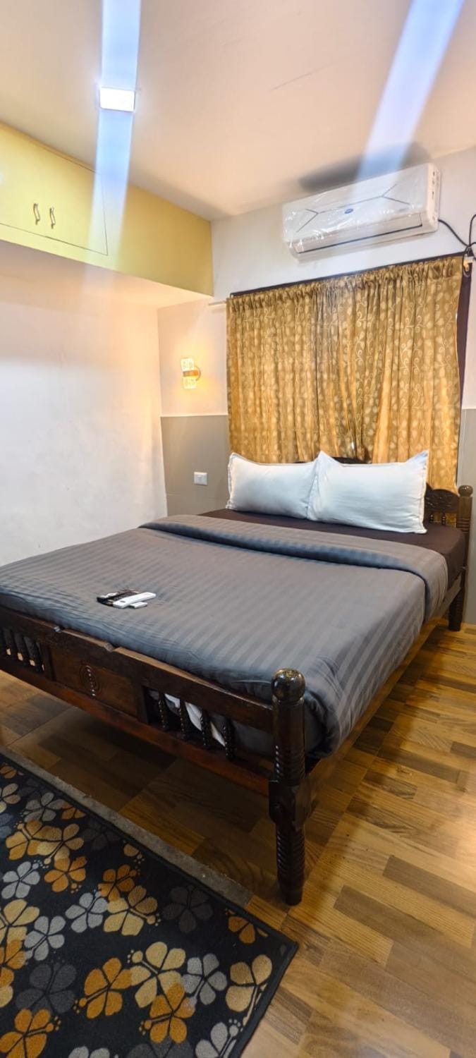 COCHIN CINEMA Rooms Hotel in Kochi