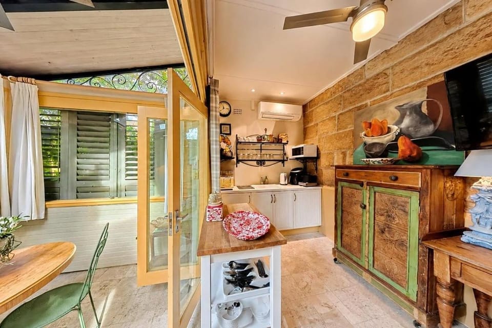 Mosman Oasis - Rustic Garden Guest Suite - LITT1 Apartment in Sydney