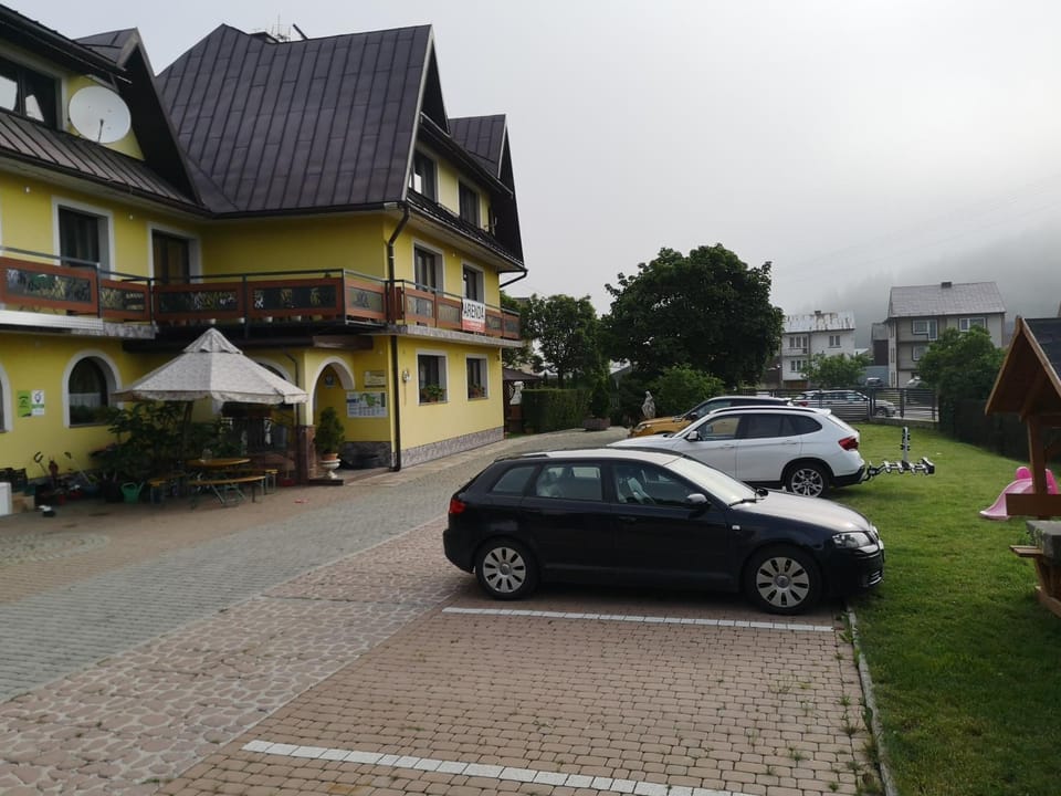 Arenda Noclegi Niedzica Bed and Breakfast in Lesser Poland Voivodeship