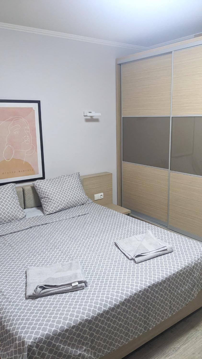 Bed, Bedroom, wardrobe