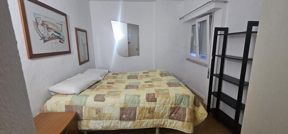 Arrendamento de Quarto Individual Apartment in Costa da Caparica